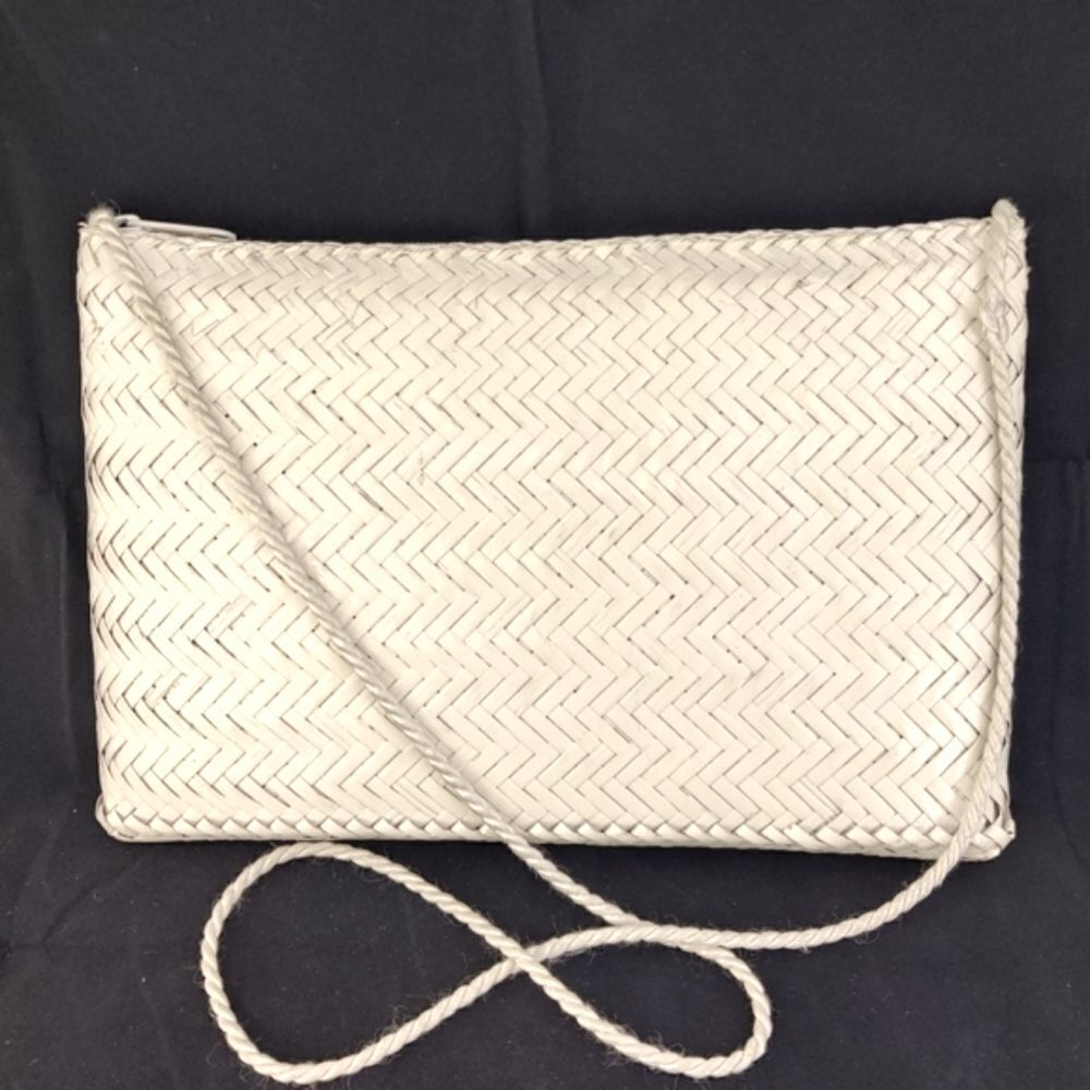 Vintage Lord & Taylor Woven Straw Crossbody Bag – Minimal Summer Clutch